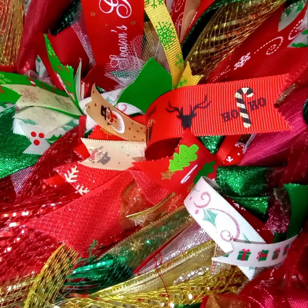 New! Christmas Holidays Large Door Wreath Ribbons Full & Fluffy Size 24